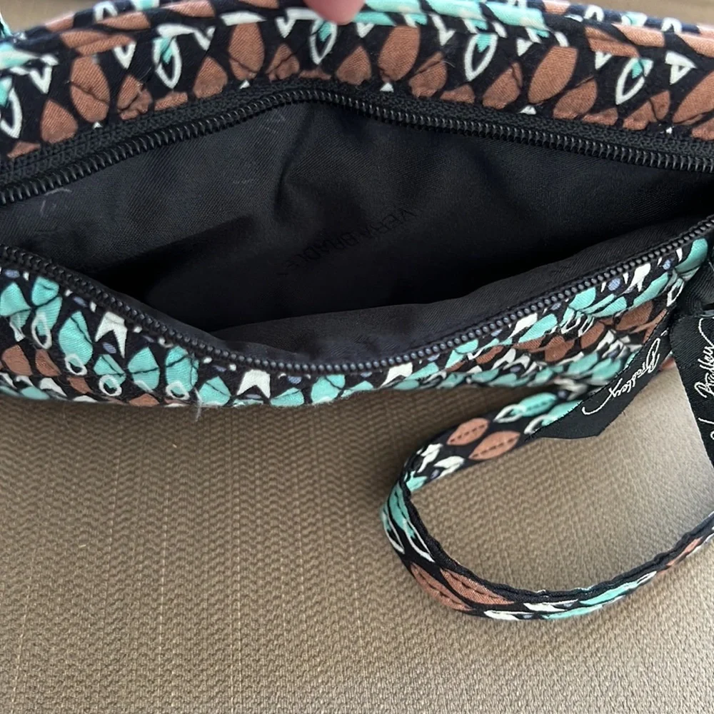 Vera Bradley purse - Picture 2 of 6